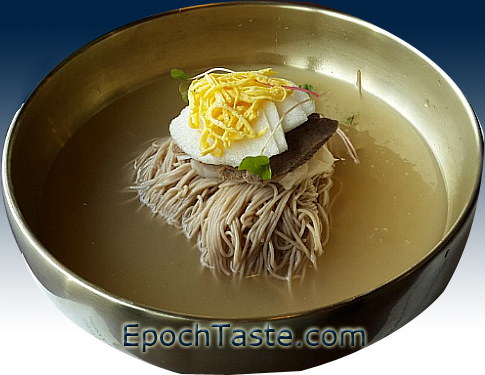 Naengmyeon is a Korean cold noodle dish. (Binggan Zhang)